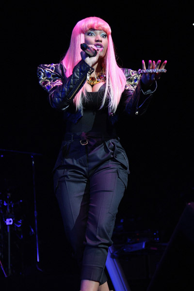  Nicki called into the home radio station and discussed her music style, 