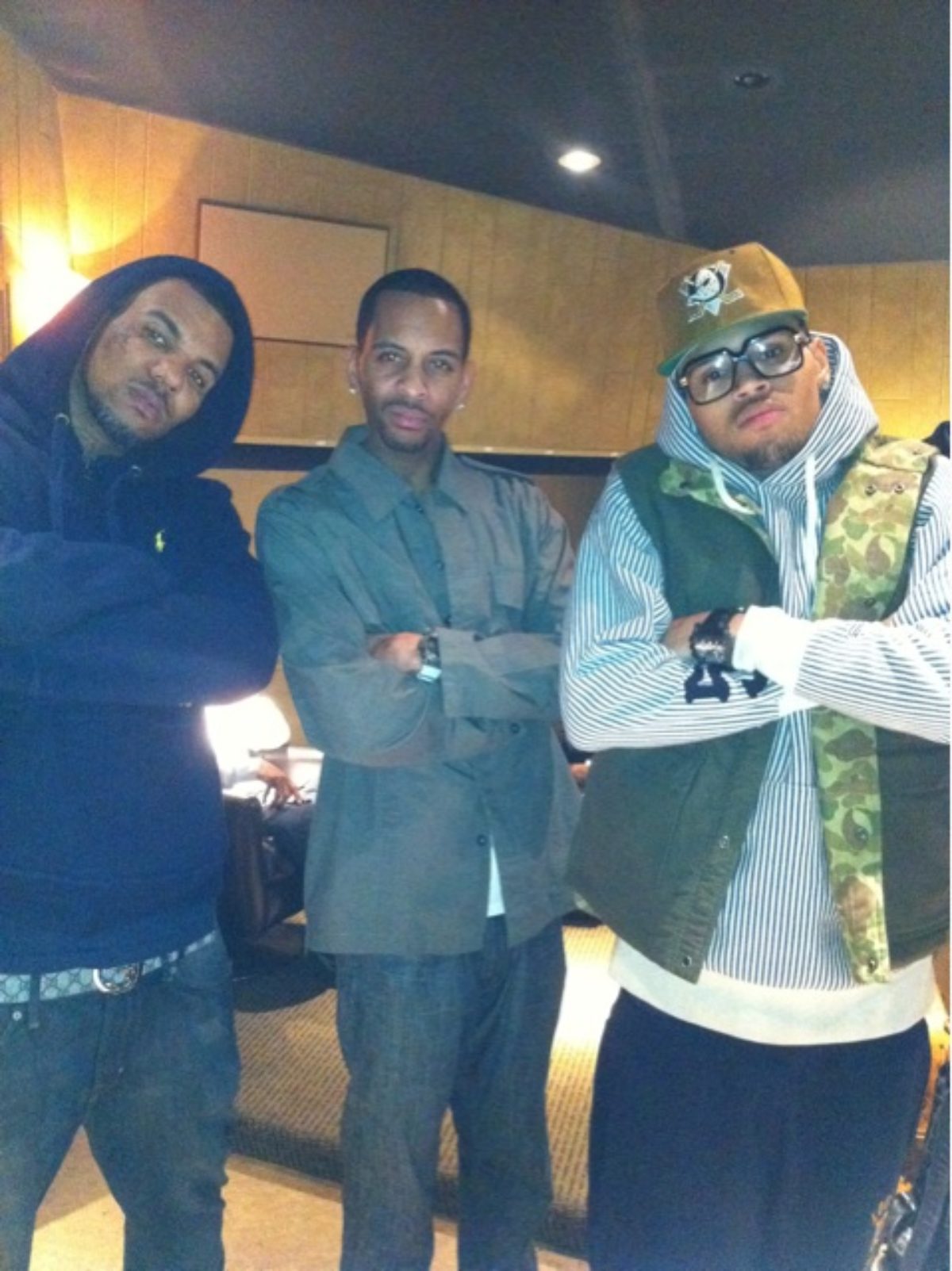 chris brown dress up games Chris Brown Courtside at USC Game 