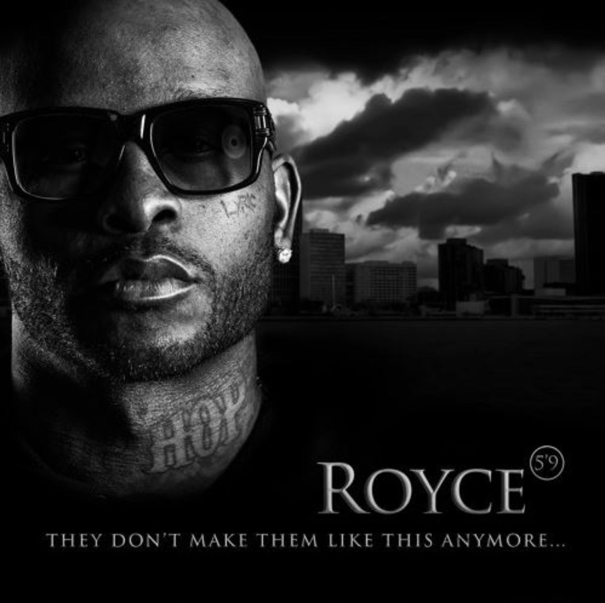 King перевод. Royce da 5'9. Royce da 5'9 album. Фото Royce da 5'9. Группа Royce 59.