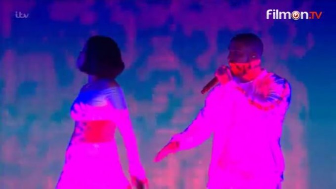 rihanna drake work live brit awards