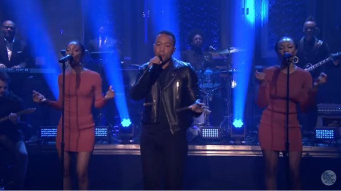 john-legend-performs-penthouse-floow-on-the-tonight-show