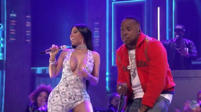 Yo Gotti Nicki Minaj Perform Rake It Up On The Tonight Show