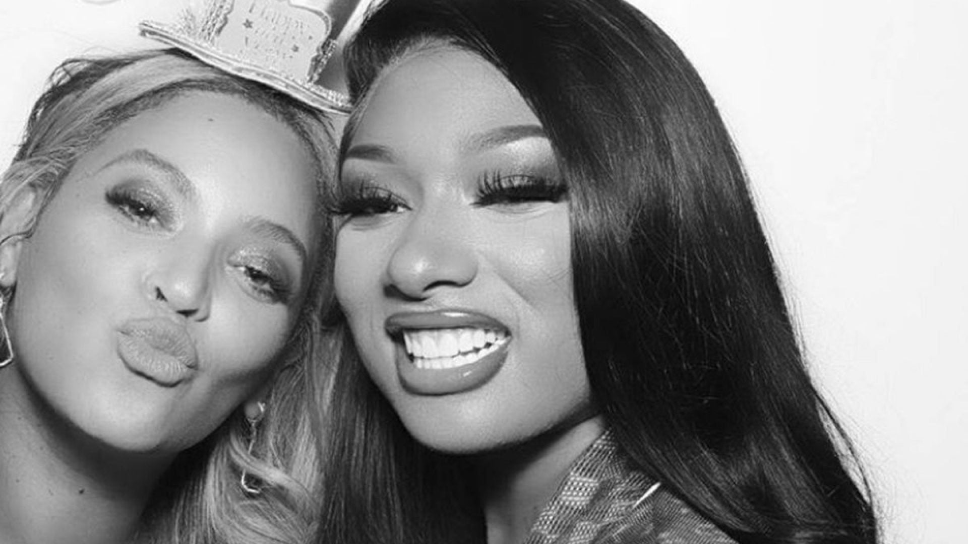 Megan Thee Stallion & Beyonce 'Savage' Hits Number 1 on Billboard Hot