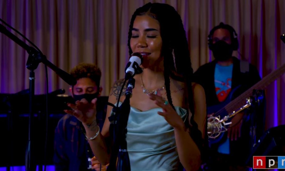 Jhené Aiko Enchants With Tiny Desk Performance