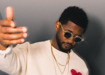 Usher Didn’t Use Fake Money for Dancers at Strip Club; ‘Usher Bucks’ Used for Promo
