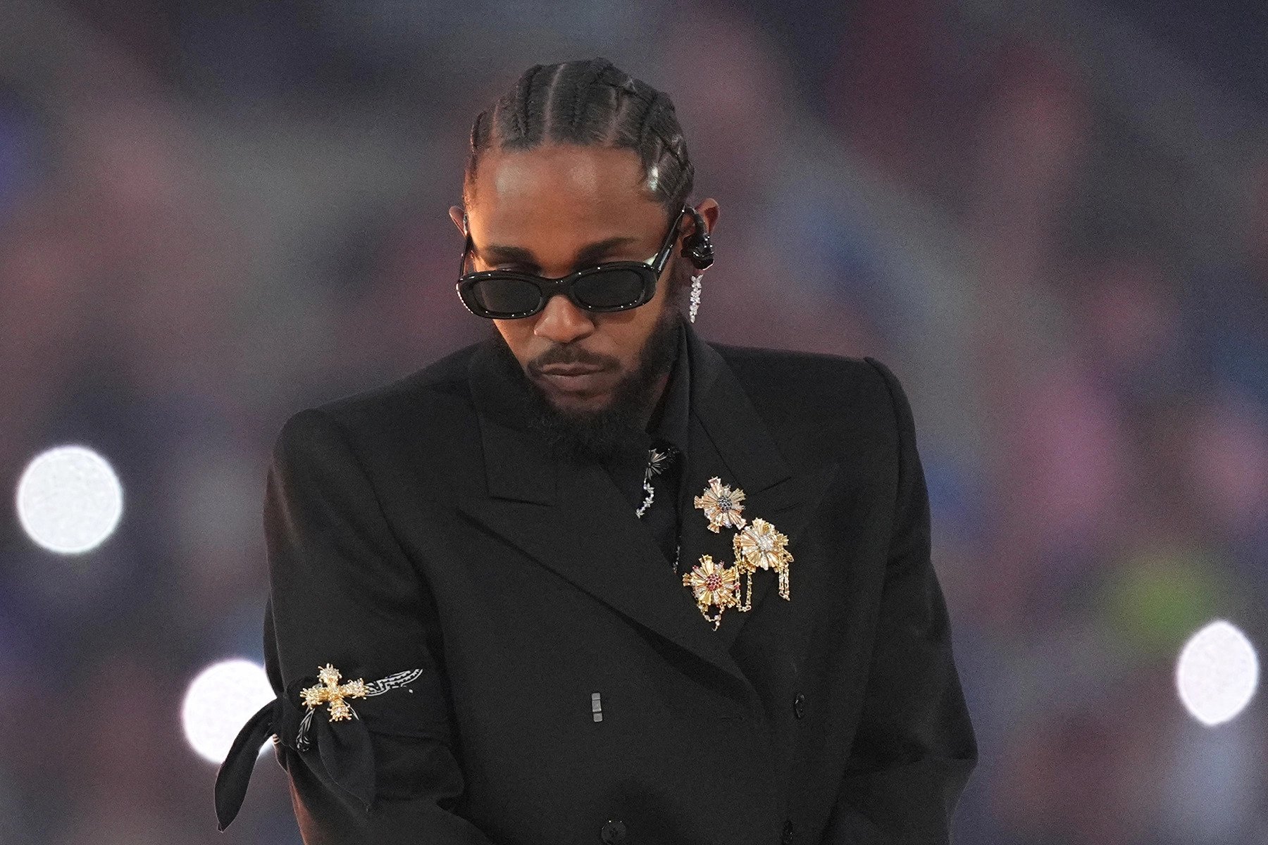 Kendrick Lamar announces livestream Paris concert on  Music this  Saturday